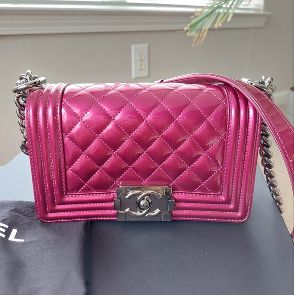 Chanel Patent Mettalic Pink Le Boy Small - Picture 2 of 16